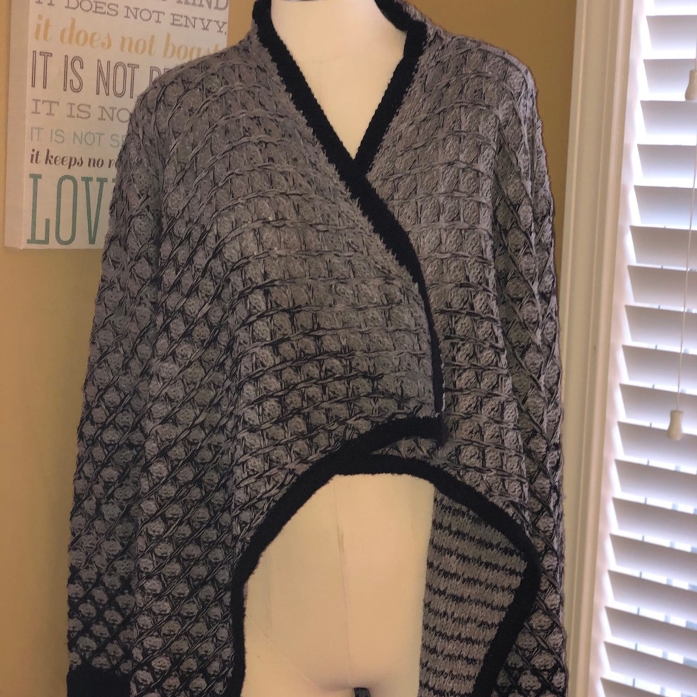 Black and Gray Cape Shawl